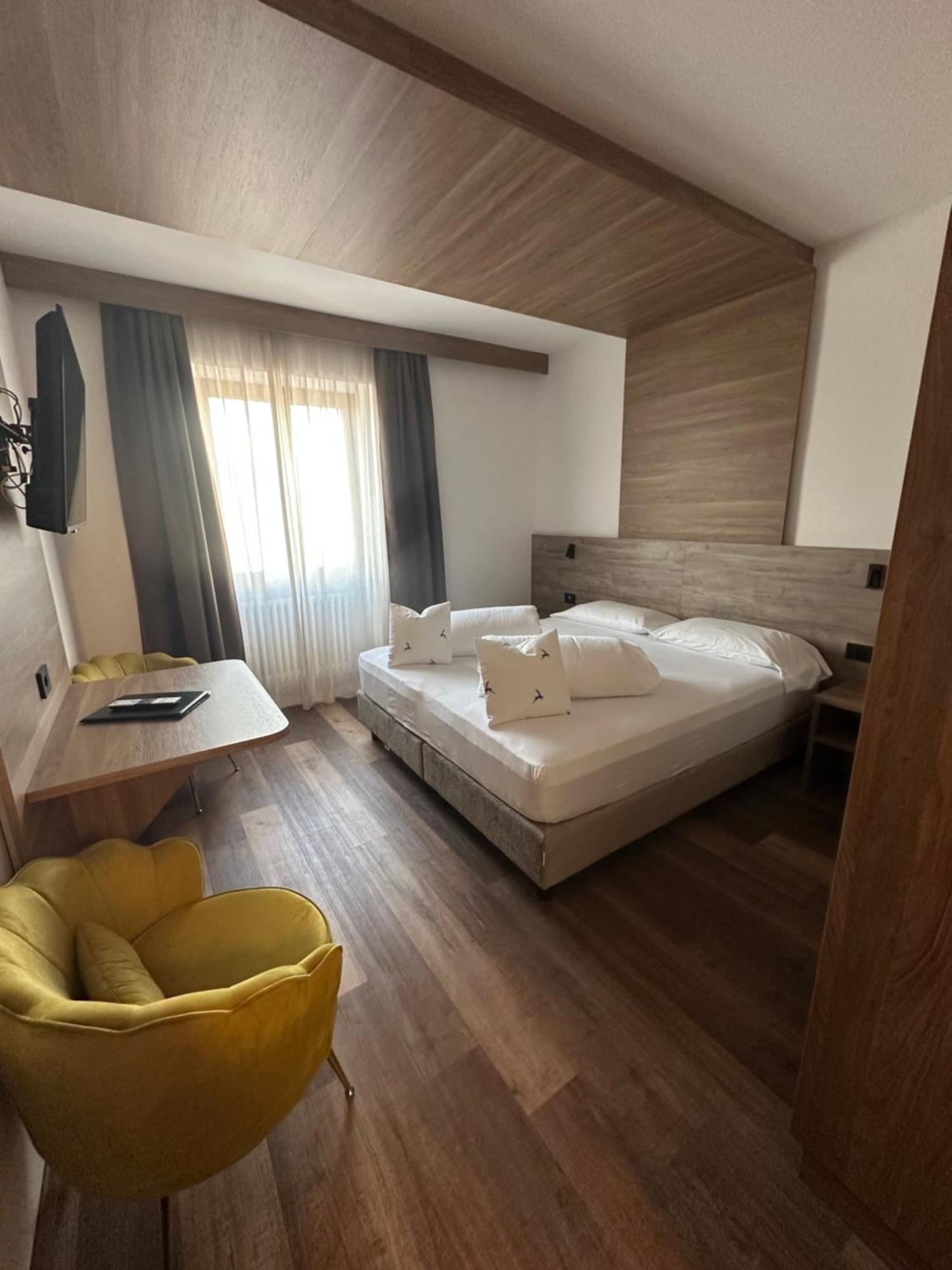 Hotel Garni Bel Sito Tremosine Kültér fotó