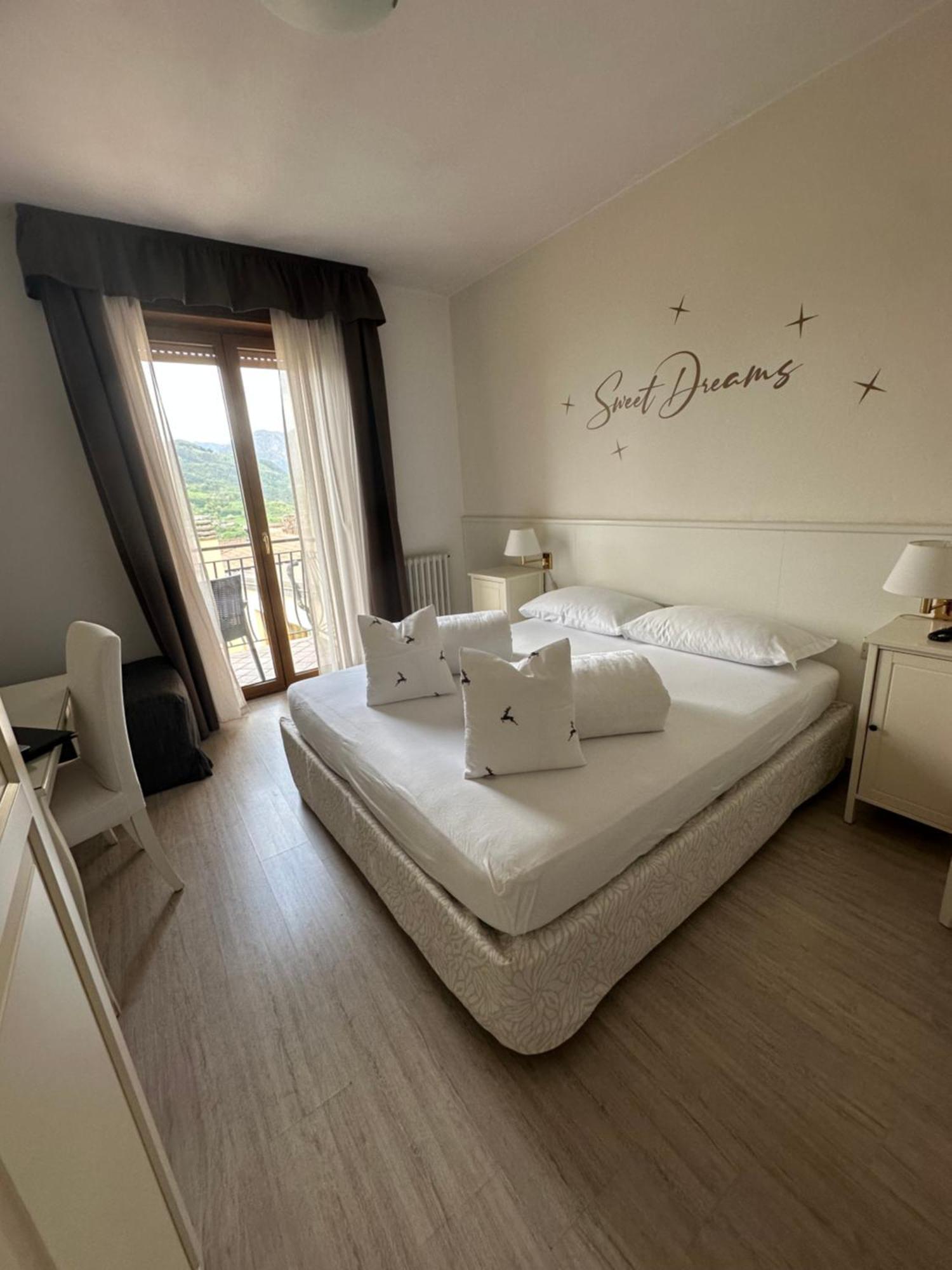 Hotel Garni Bel Sito Tremosine Kültér fotó