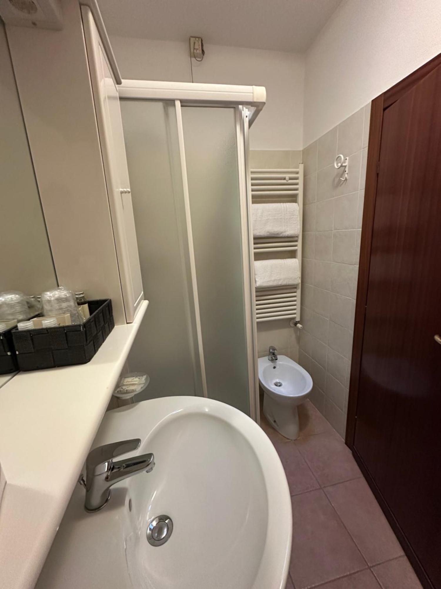 Hotel Garni Bel Sito Tremosine Kültér fotó
