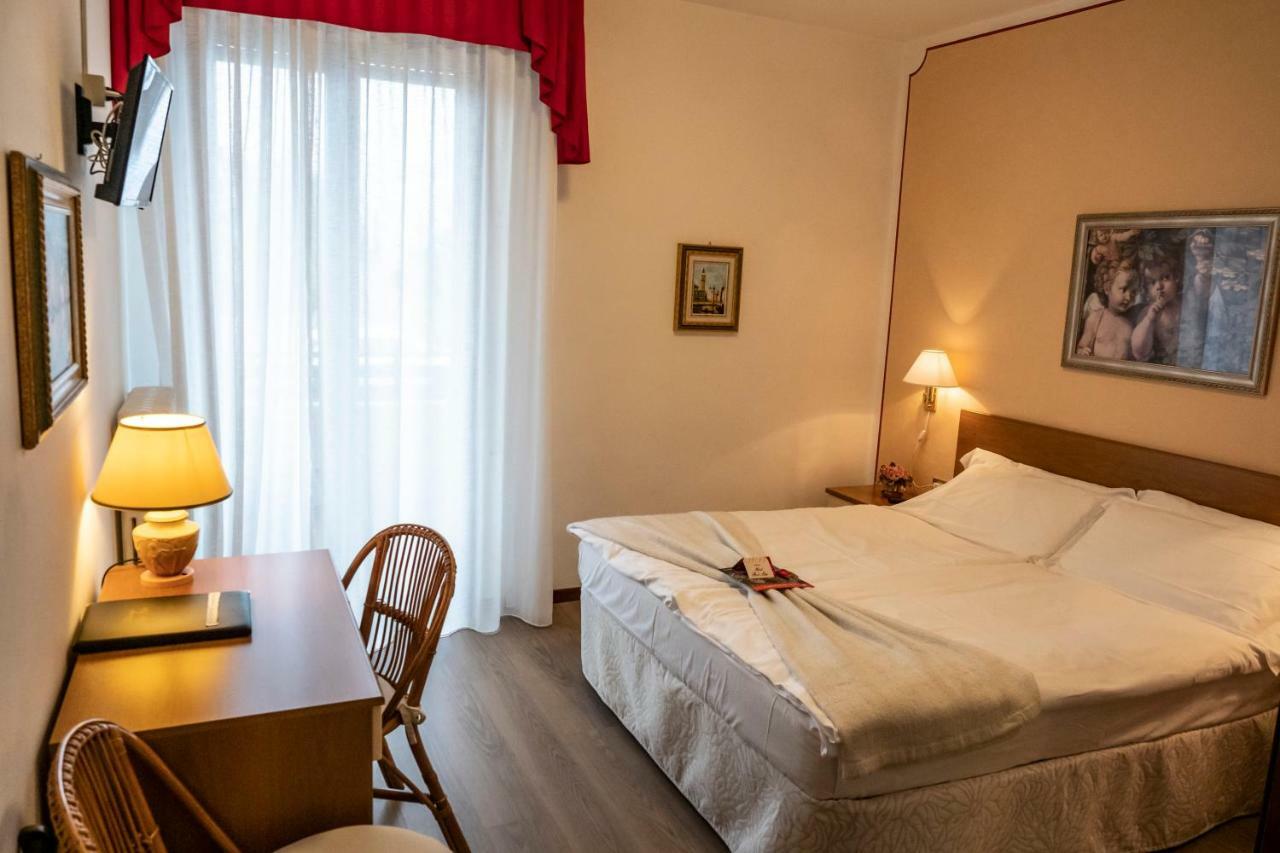 Hotel Garni Bel Sito Tremosine Kültér fotó